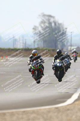 media/Sep-20-2025-TrackDaz (Sat) [[27f0cde673]]/B Group/220pm (Turn 9)/